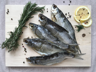 Осьминог (Chipka): Вобла вяленая астраханская крупная