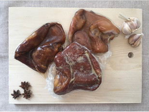 Диспенсеры для снеков: Уши свиные (Цельные) 